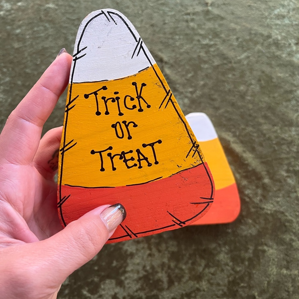 Fall Candy Corn Autumn Wooden Halloween 2pc Home Decor Trinkets - Picture 6 of 6